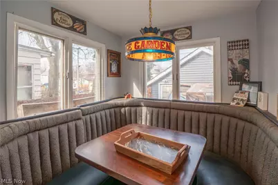 557 W Hopocan Avenue, Barberton, OH 44203 - Photo 10