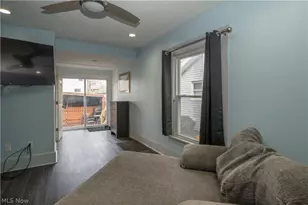 557 W Hopocan Ave, Barberton, OH 44203 - Photo 12