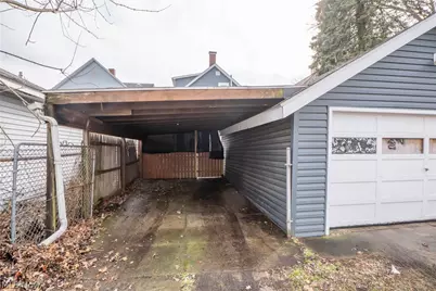 557 W Hopocan Avenue, Barberton, OH 44203 - Photo 30