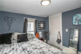 557 W Hopocan Ave, Barberton, OH 44203 - Photo 22