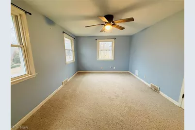 1602 Logan Avenue NW, Canton, OH 44703 - Photo 12