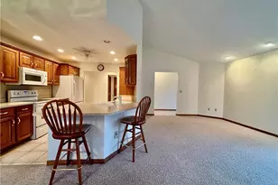4175 Fawn Trail NE, Warren, OH 44483 - Photo 10