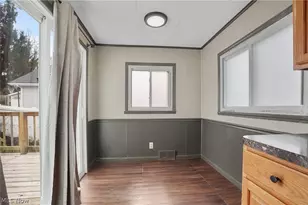 1832 Springfield Center Rd, Akron, OH 44312 - Photo 14