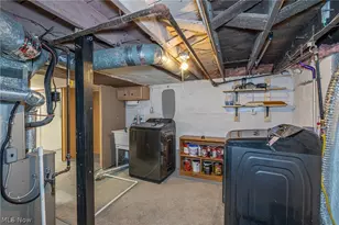 1845 Seattle St, Cuyahoga Falls, OH 44221 - Photo 32