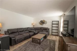 4690 Quincy Dr, Akron, OH 44321 - Photo 22