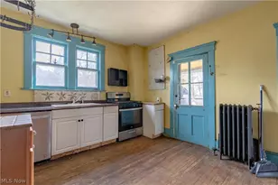 1568 W Exchange St, Akron, OH 44313 - Photo 20