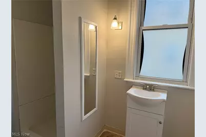 706 Washington Street, Martins Ferry, OH 43935 - Photo 14