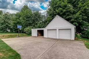 1717 Harvard Ave NW, Canton, OH 44703 - Photo 6