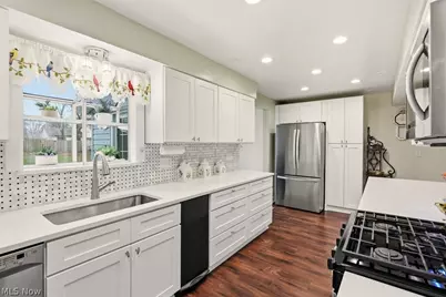 491 Tally Ho Lane, Loveland, OH 44143 - Photo 4