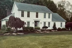 2142 Pearce Cir, Salem, OH 44460 - Photo 2