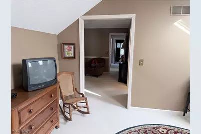 2142 Pearce Circle, Salem, OH 44460 - Photo 12