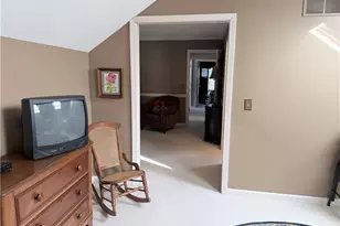 2142 Pearce Cir, Salem, OH 44460 - Photo 12