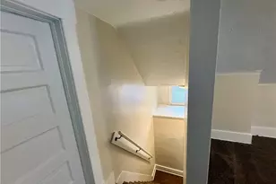 39 N Balch St, Akron, OH 44303 - Photo 2