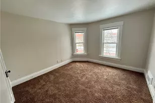 39 N Balch St, Akron, OH 44303 - Photo 6