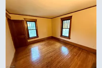 707 Hazel Street, Akron, OH 44305 - Photo 4