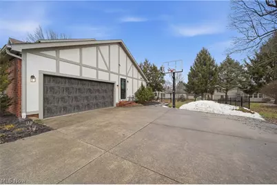 2013 Dornoch Drive, Uniontown, OH 44685 - Photo 44