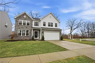 32895 Rebecca Ln, Avon Lake, OH 44012 - Photo 2