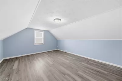 20705 Hansen Road, Maple Heights, OH 44137 - Photo 18