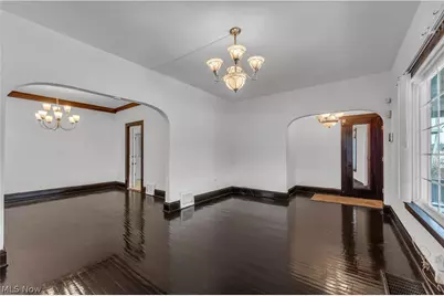 11806 Farringdon Avenue, Loveland, OH 44105 - Photo 8