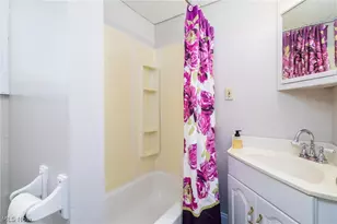 165 9th St, Wellsburg, WV 26070 - Photo 28