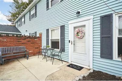 135 Monmouth Court, Mentor, OH 44060 - Photo 6