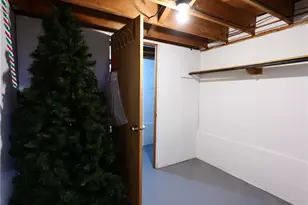 8161 Glenwood Ave, Youngstown, OH 44512 - Photo 34