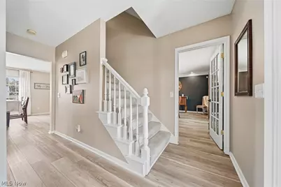 5609 Oakridge Drive, Louisville, OH 44641 - Photo 2