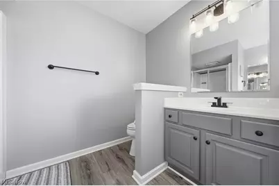 5609 Oakridge Drive, Louisville, OH 44641 - Photo 32