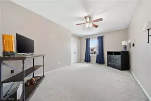 5609 Oakridge Dr, Louisville, OH 44641 - Photo 34