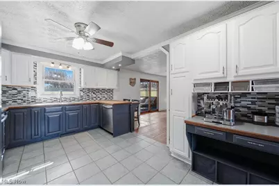 2776 Brouse Street NW, Uniontown, OH 44685 - Photo 14