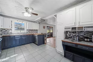 2776 Brouse St NW, Uniontown, OH 44685 - Photo 14