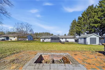 2776 Brouse Street NW, Uniontown, OH 44685 - Photo 38