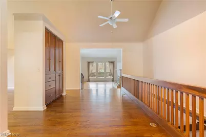 48 La Salle Court SE, Canton, OH 44709 - Photo 8