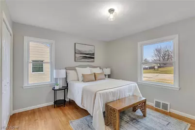 10970 Aaron Drive, Parma, OH 44130 - Photo 8