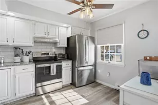 721 Creekside Dr, Huron, OH 44839 - Photo 6