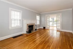 1580 Chesterland Ave, Oakwood, OH 44107 - Photo 8