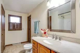 1510 Woodland Dr, Uniontown, OH 44685 - Photo 22