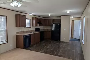 230 Cedar Brook Dr, Elyria, OH 44035 - Photo 2