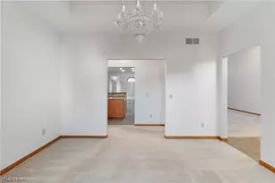 1315 Fieldcrest Dr, Wadsworth, OH 44281 - Photo 16