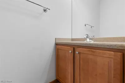 1315 Fieldcrest Drive, Wadsworth, OH 44281 - Photo 24