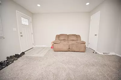 861-863 S Court Street, Medina, OH 44256 - Photo 4