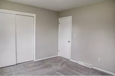 861-863 S Court Street, Medina, OH 44256 - Photo 14