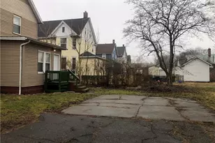 822 Highland Rd NE, Canton, OH 44704 - Photo 6