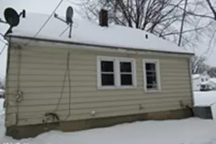 249 Roosevelt Ave, Elyria, OH 44035 - Photo 2