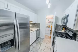 2904 Shakespeare Ln, Avon, OH 44011 - Photo 10