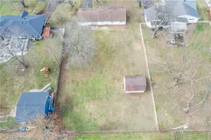 703 N Main St, Amherst, OH 44001 - Photo 32