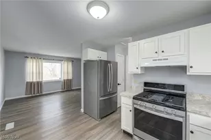 703 N Main St, Amherst, OH 44001 - Photo 10