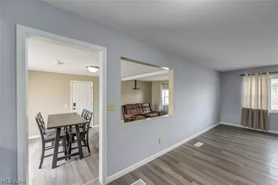 703 N Main Street, Amherst, OH 44001 - Photo 12