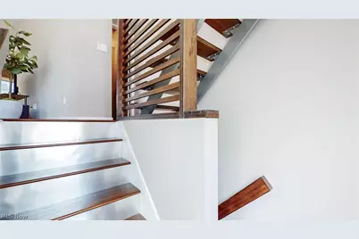 1671 E 118 Street, Loveland, OH 44106 - Photo 24