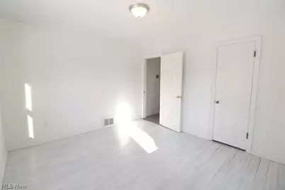 134 El Villa Way, Steubenville, OH 43952 - Photo 16